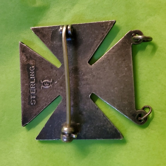 Vintage WWII US Army sterling silver iron cross badge - Picture 4 of 5